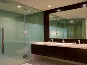 glass shower doors installation Brooklyn, NY